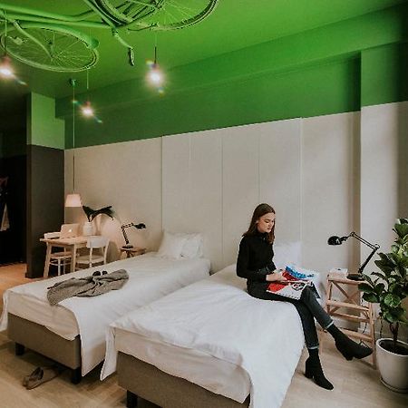 Bike Up Aparthotel Вроцлав Екстериор снимка
