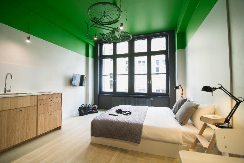 Bike Up Aparthotel Вроцлав Екстериор снимка