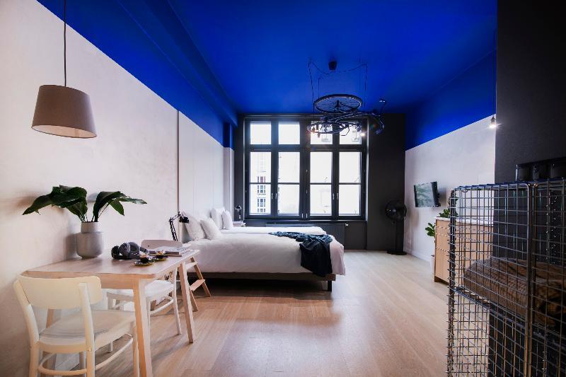 Bike Up Aparthotel Вроцлав Екстериор снимка